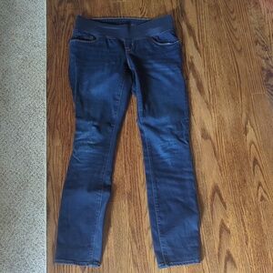 Old Navy maternity skinny jeans size 6 long